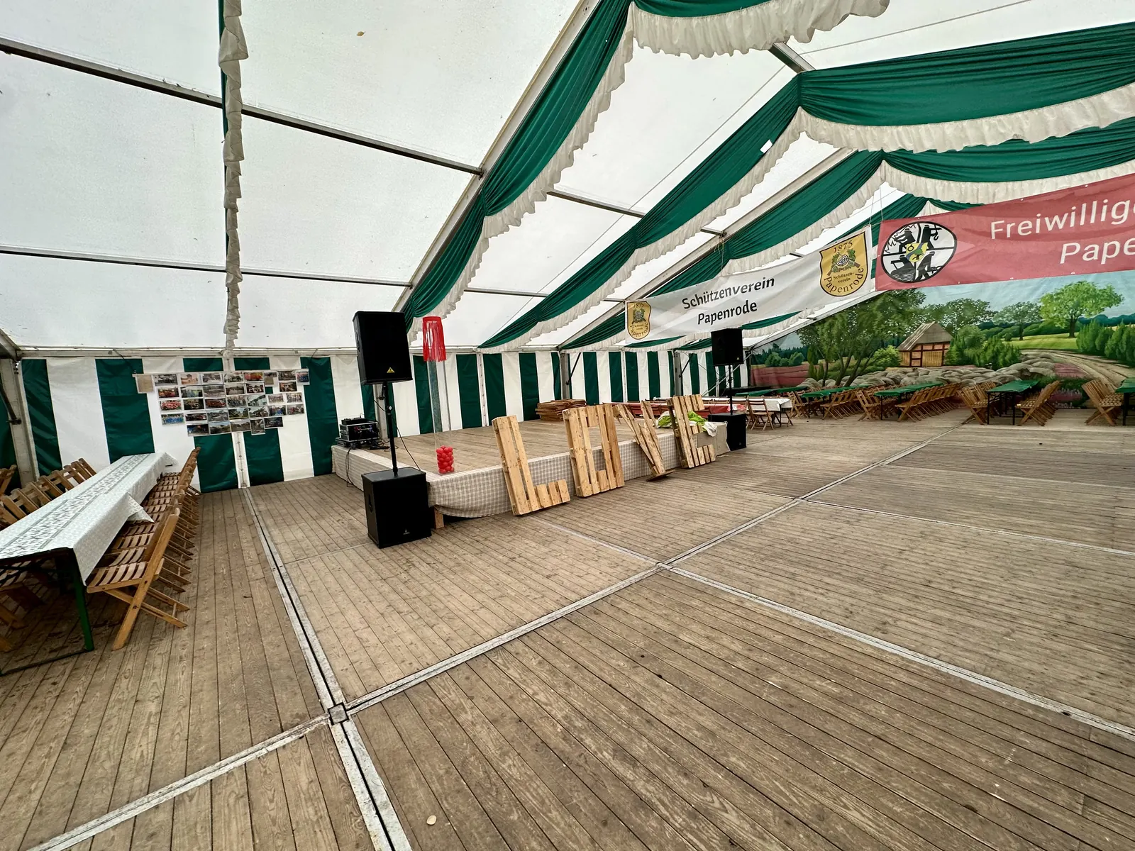 Beschallung des Festzelts beim Schützenfest Papenrode